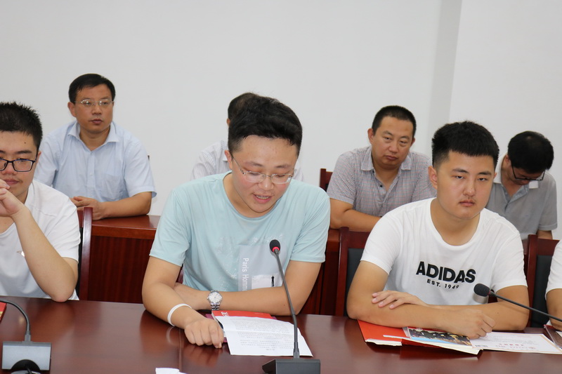 沂南一中优秀学子扈庆达发言